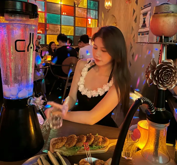 上海坐船夜游在哪坐(上海夜游轮渡乘船地点)